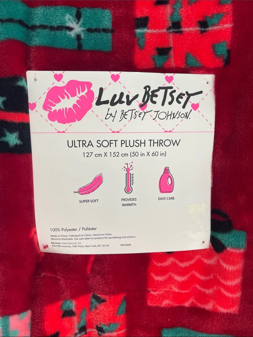 🆕🎄💋BETSEY JOHNSON💋ULTRA SOFT PLUSH CHRISTMAS🎄 THROW/BLANKET